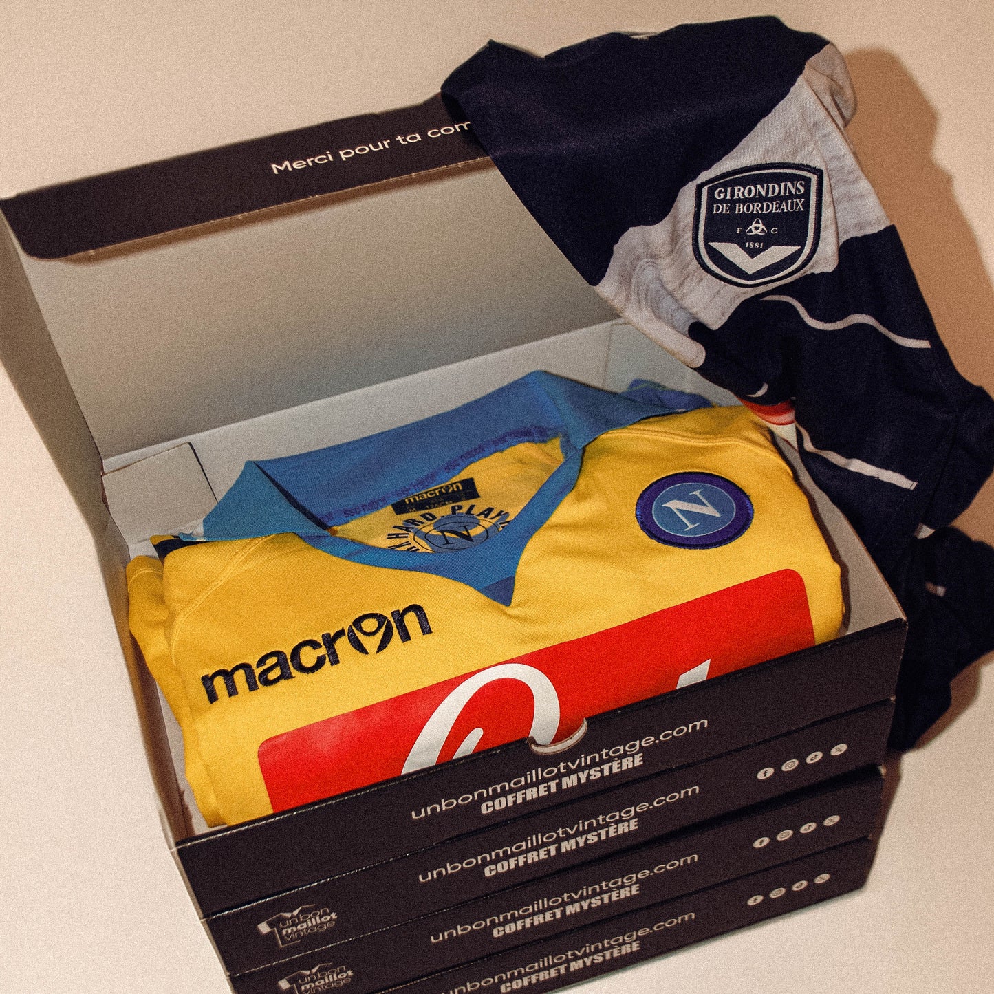 BOX MAILLOT MYSTÈRE VINTAGE 2009-2014