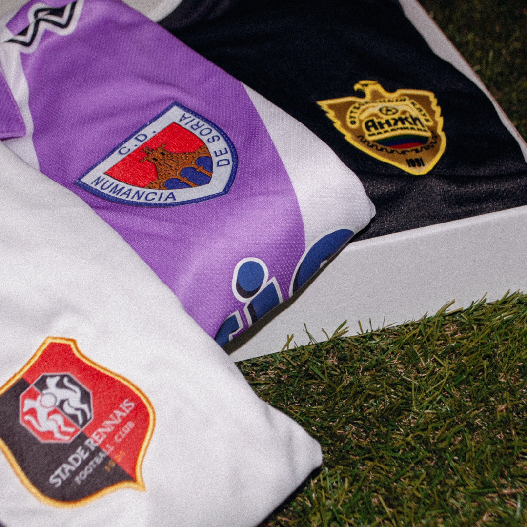 BOX MAILLOT MYSTÈRE VINTAGE 2009-2014